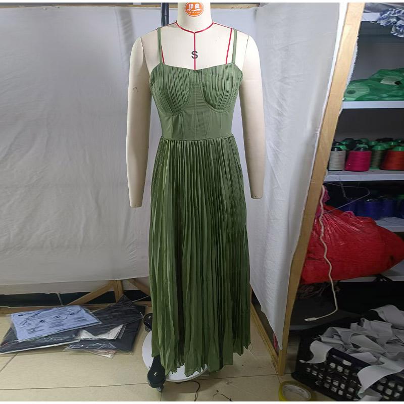 Damen Sexy Trägerloses Ausgeschnittenes A-Linien Langes Kleid Lässig Ärmellos Rückenfrei Reißverschluss Trägerkleid Neu Frühling Sommer Einfarbig Plissierte Kleider