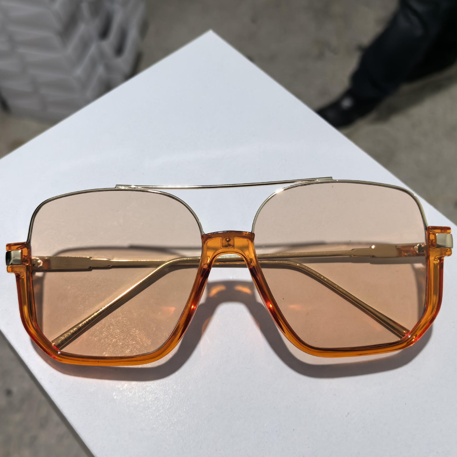 

Женские летние ретро солнцезащитные очки с большой оправой - Защита от синего света, Двойная переносица, Высококлассный уличный стиль