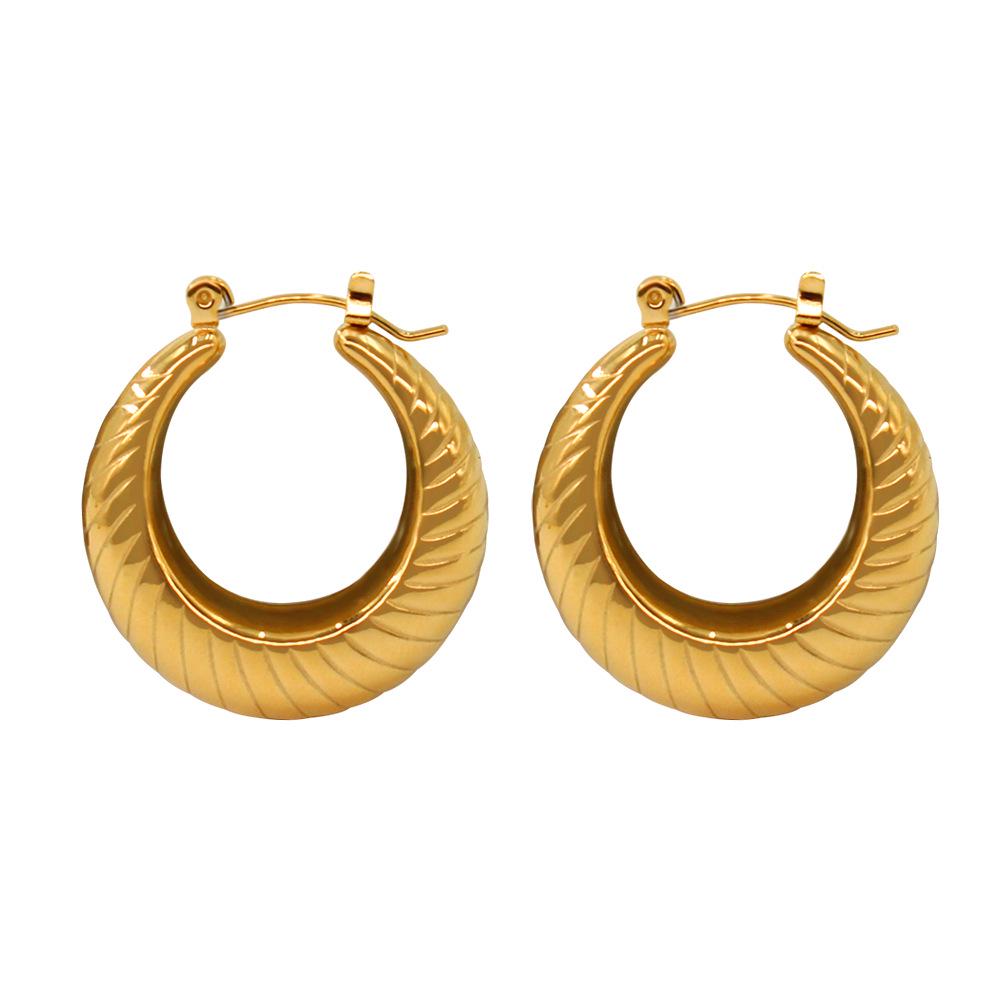 Trendy U-Shaped Textured Gold-Plated Titanium Stud Earrings - Versatile Retro Ear Accessories