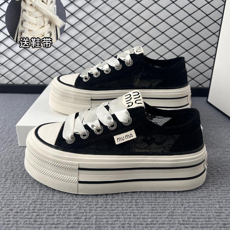 Mesh shoes women's summer thin 2025 new breathable mesh lace thick-soled versatile casual board shoes canvas white shoes