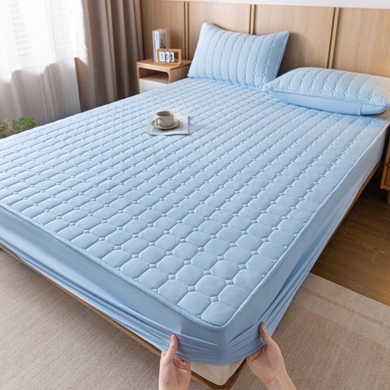 Simmons Skin-Friendly, Water-Washable, Thickened Cotton Padded Floor Mat Mattress Protector