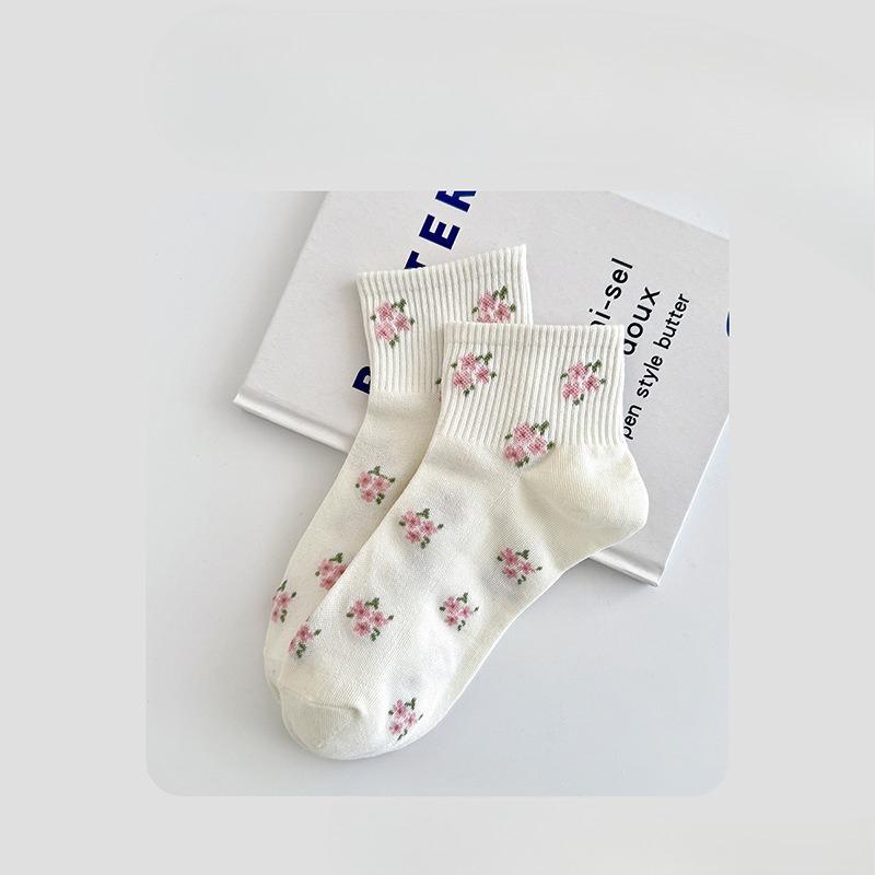 Women's Summer Lightweight Short Socks with Bows All Over, Featuring Flowers, Cute and Versatile, with Mesh Ventilation and Cotton Material.