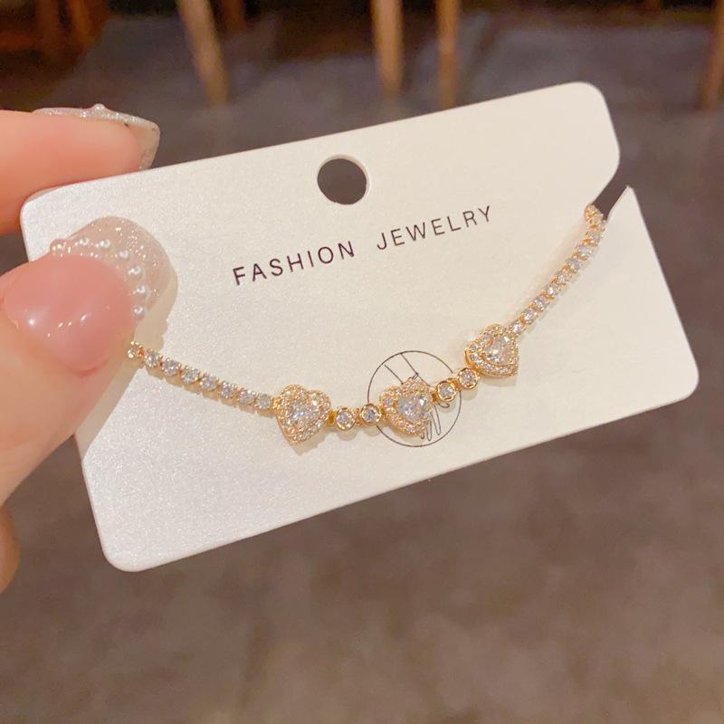 Exquisite Gold-Plated Zircon Heart Bracelet: Versatile, Luxury Bangle for Women