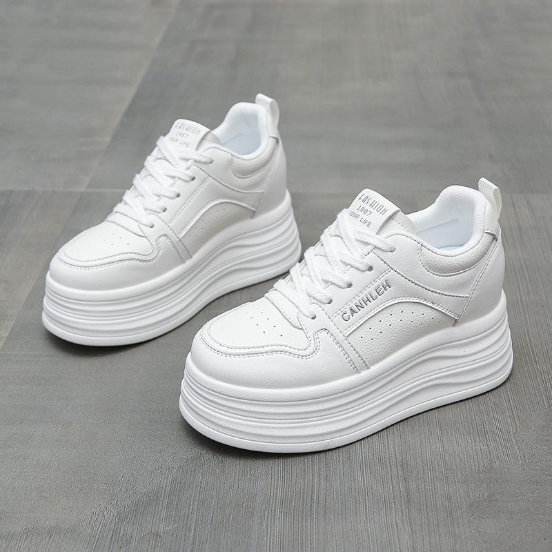

Korean version of heightening little white shoes 2025 spring and autumn new platform women s shoes versatile casual sports board shoes soft-soled s 34 белый