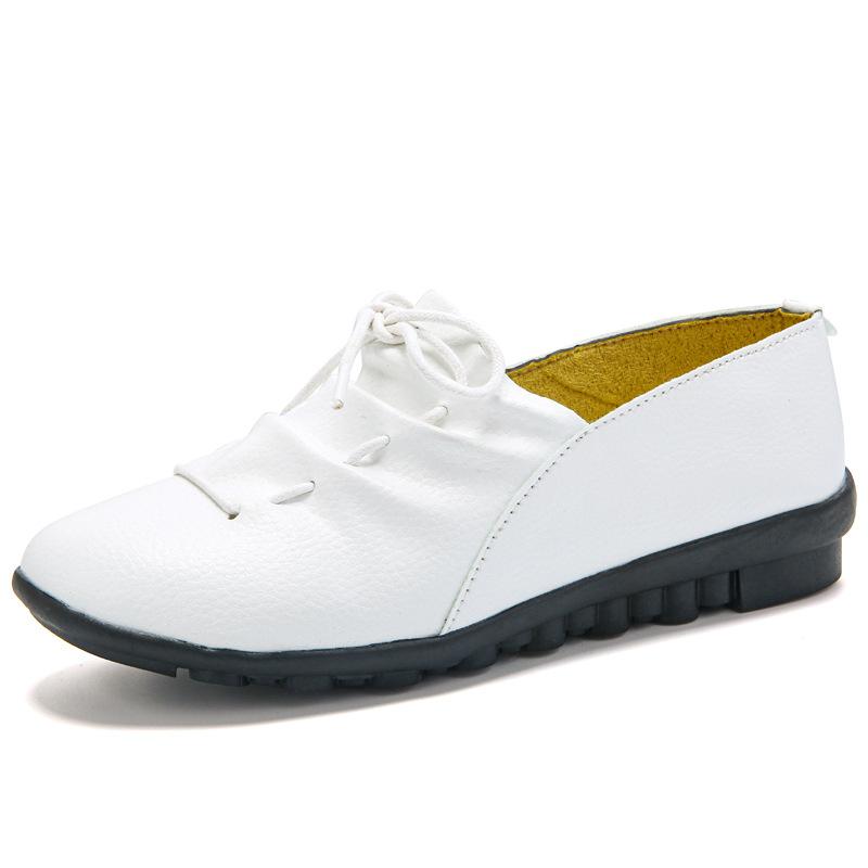 Spring new flat-bottomed flat-heeled soft-soled casual leather shoes mother shoes Doudou shoes lace-up single shoes