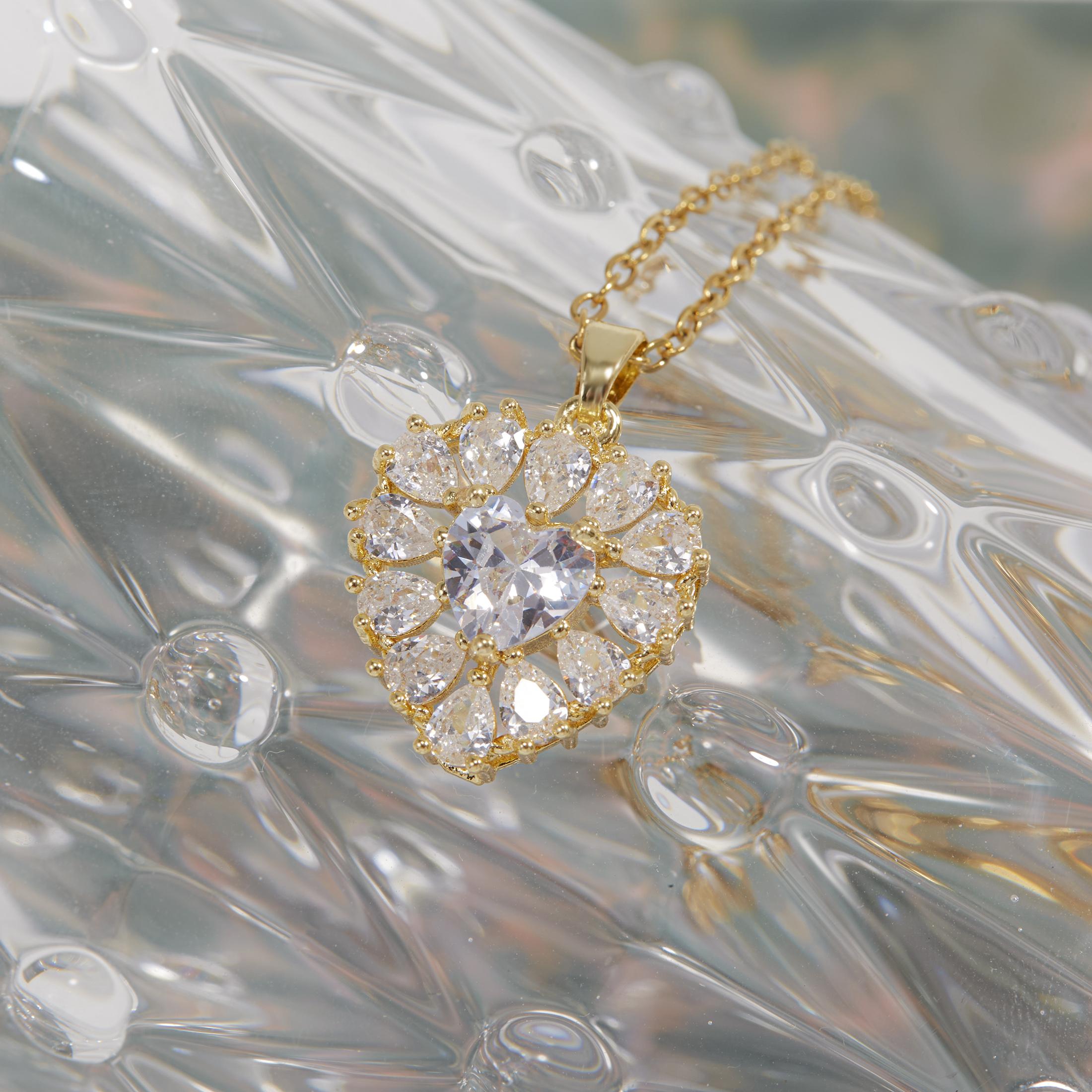 

1 Piece Of Women s Fashion Necklace, With A Heart Shape, Suitable For Daily Wear And Vacation.