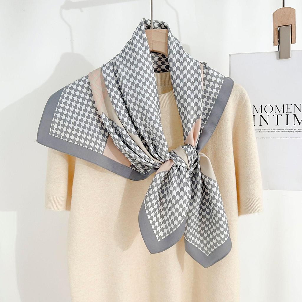 90×90 Großer Hochwertiger Schwarz-Weiß Gestreifter Schal: Professionelle Halsbekleidung, Stirnband & Sonnenschutz-Kopftuch