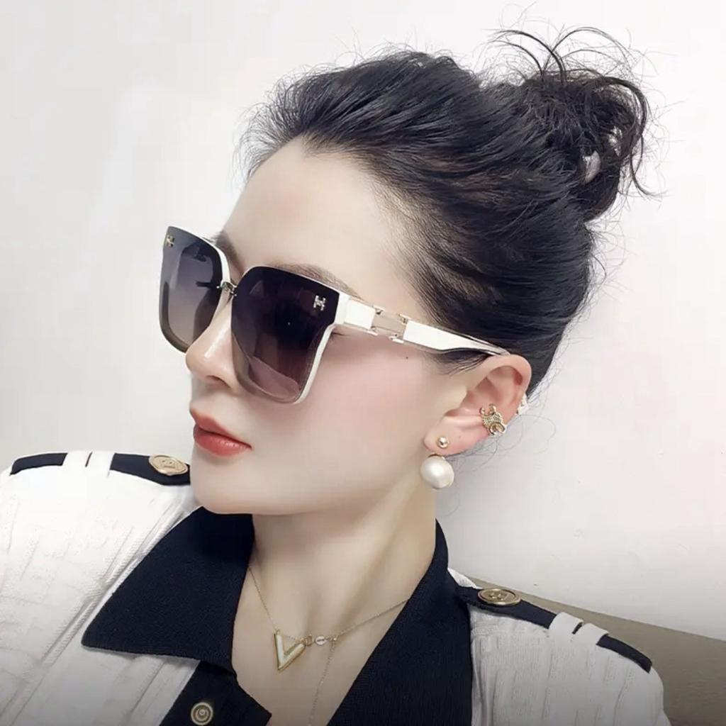 2025 new European and American large frame sunglasses women polarized sunglasses Xiaohongshu Douyin Internet celebrity live broadcast explosion