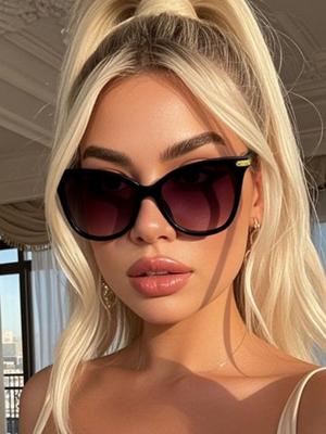1/2/3 PCS Fashion Cat Eye Plastic Frame Women Sunglasses For Men Daily Life Shades Eyewear Accessories.