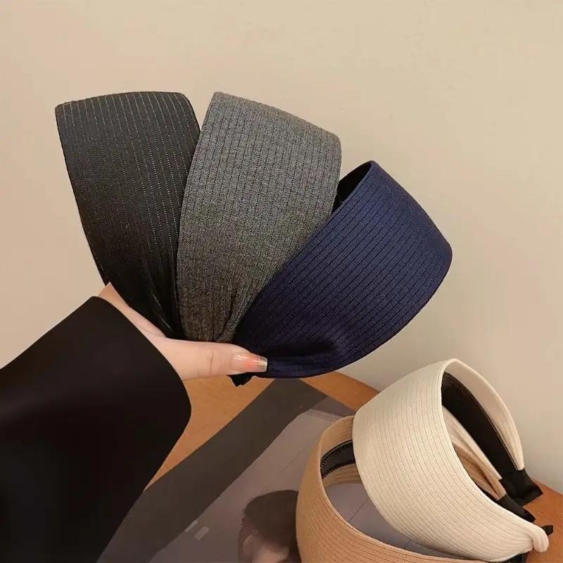 Retro High Crown Wide-Edged Headband for Women Anti-Slip Hairpin Hair Ornament Elegant Hair Accessory for Formal & Casual Events