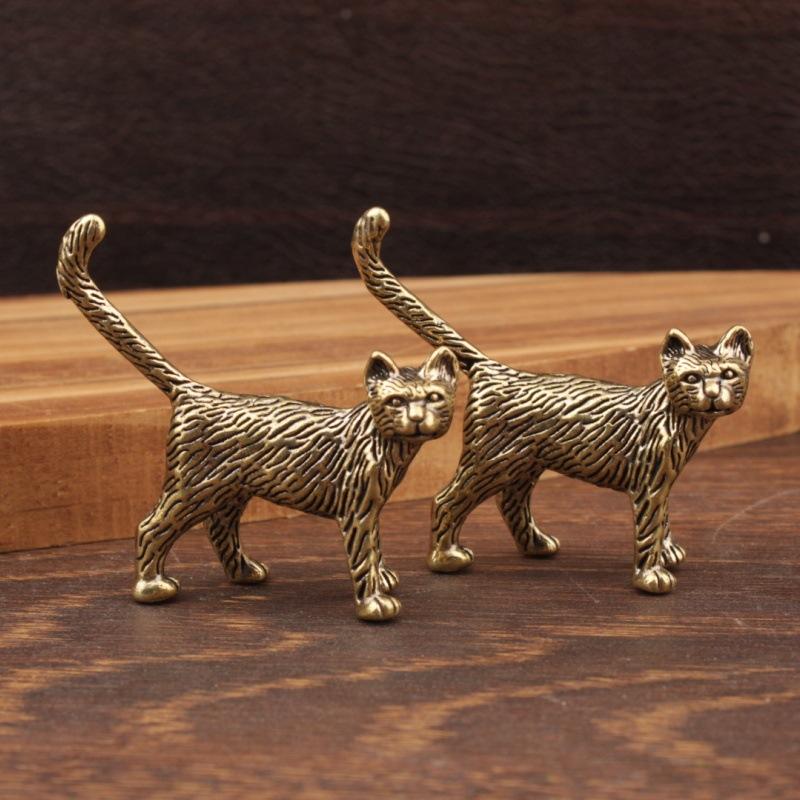 Retro Brass Cat Statue Metal Animal Figurine Cute Long-Tailed Cat Tabletop Ornament Miniature Home Decor Crafts Gift Tea Pet