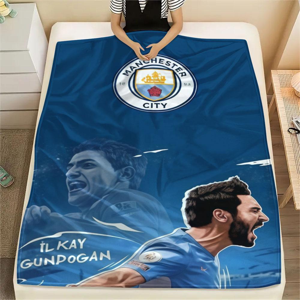 Royal MCFC Crown Blanket, High quality Comfortable for All Seasons, Home Decor, Warmth and Comfort
