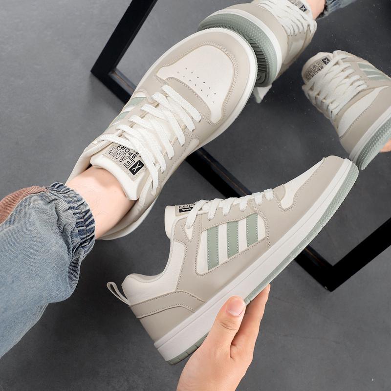 Neue Herren-Skateboardschuhe im klassischen Stil mit niedriger Spitze und dicker Sohle, bequeme Basketball-Sneakers mit weicher Sohle