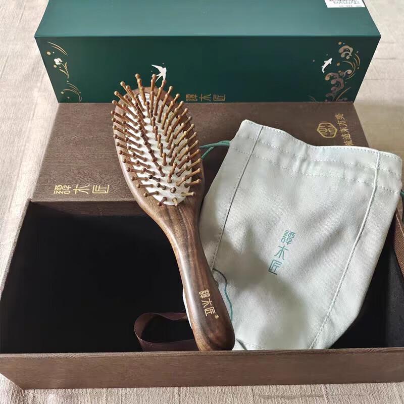 Tan Mujiang Lacquer Art Hair Comb Gift Set