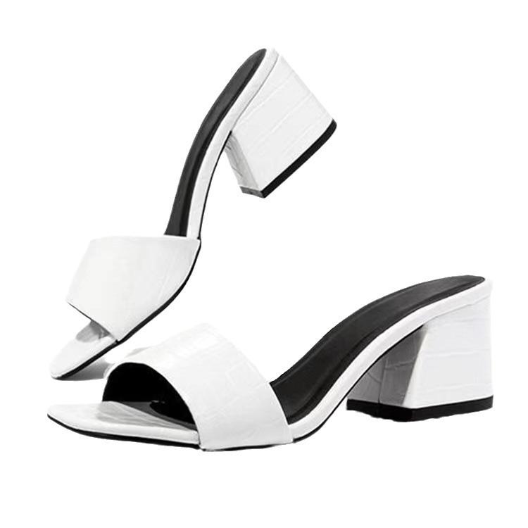 2024 foreign trade summer new solid color European and American style one-word women's large size square head thick high-heeled slippers