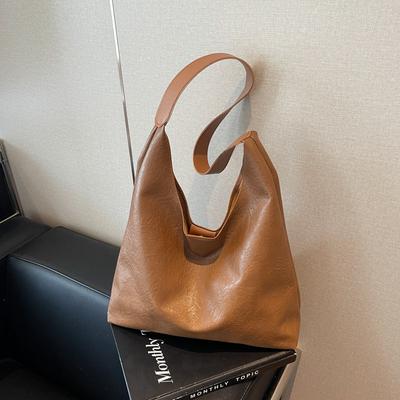 Large Capacity Commuter Handbag Bag Women'S Fashion Retro Shoulder Bag Casual Underarm Tote Bag