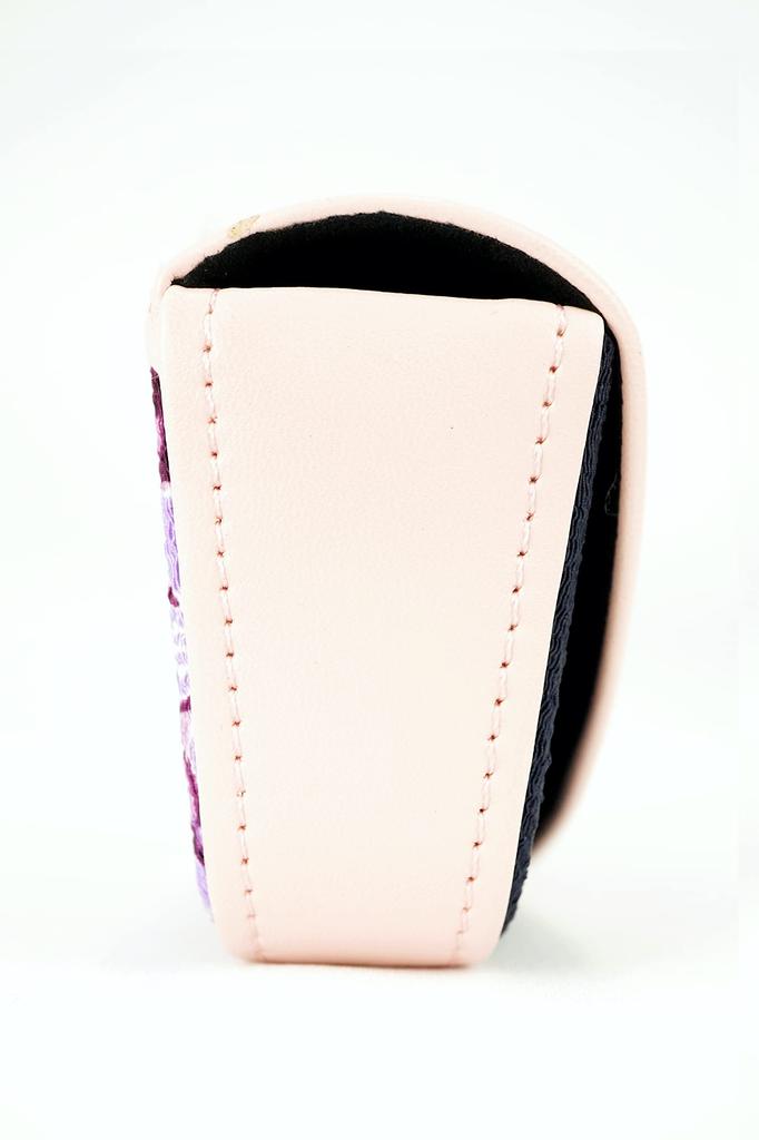 Wa KOMONO Komon Kobo Uni Seni Futago Chirimen Japanese Pattern Eyeglass Case Cherry Free Size (1207-1) [Semi-Hard] [Dancing Blossoms/Purple]