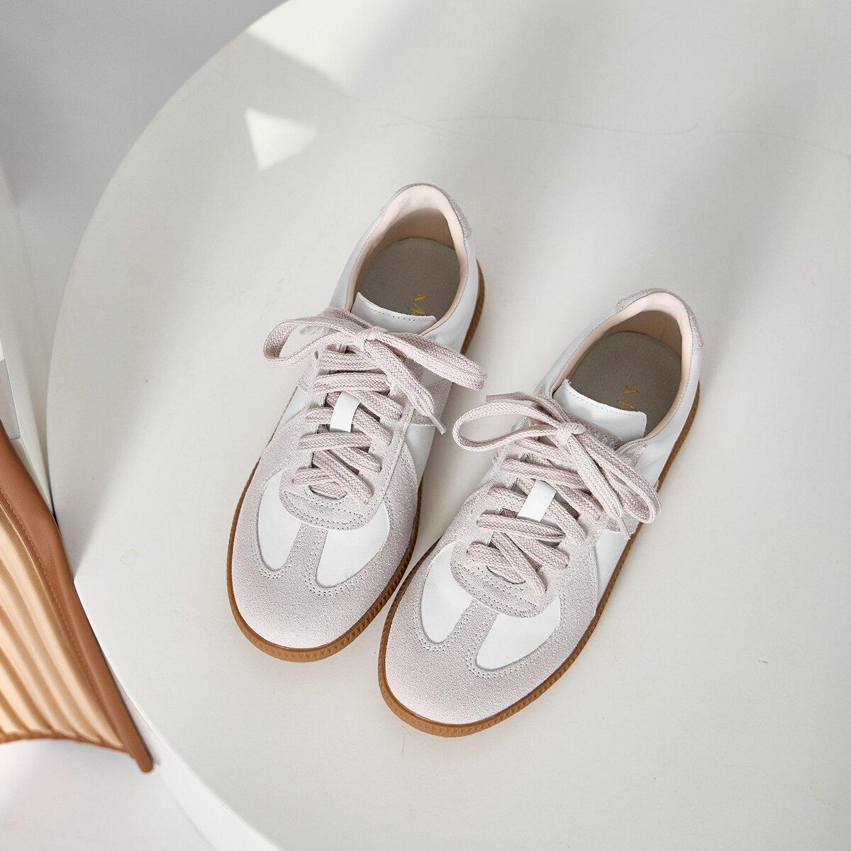 

Маленькие белые туфли женские новые универсальные повседневные кроссовки на шнуровке на плоской подошве для бега обувь для сноуборда 40