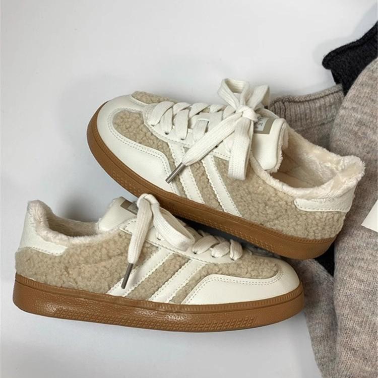 Retro German training shoes two cotton board shoes women's 2025 new platform student white shoes versatile chic fluffy shoes