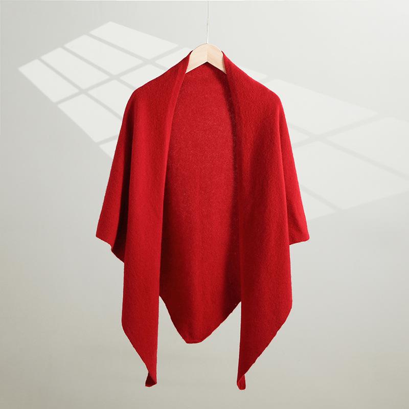 Women's High-End 100% Wool Cheongsam Shawl: Warm Sleeveless Cardigan & Versatile Triangle Scarf for Spring, Autumn, Winter