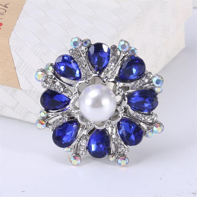 Dual -Purpose Silk Scarf Buckle Colorful Glass Silk Scarf Buckle Rhinestone Brooch Multi -Purpose Four -Color Optional Flower Shape