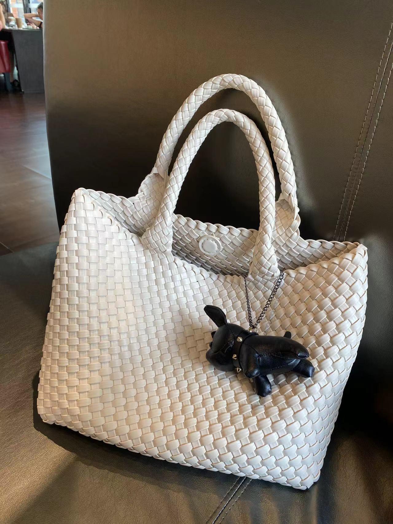 

2023 Универсальная большая вместительная сумка-тоут ручной работы для женщин