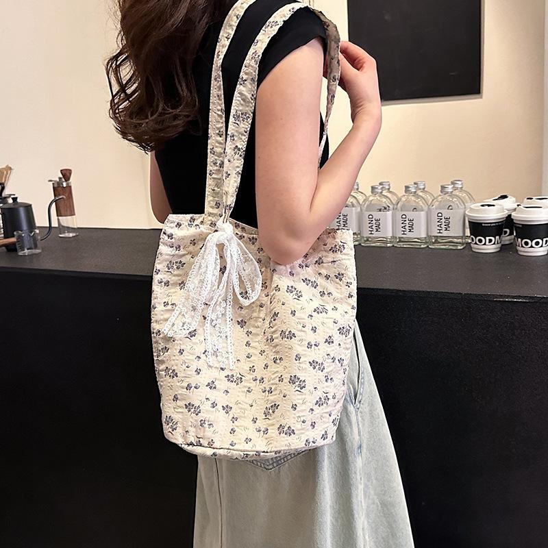 Fashion Underarm Bag Women's 2025 New Fashion Pastoral Floral Small Fresh Canvas Bag Large Capacity Shoulder Bag