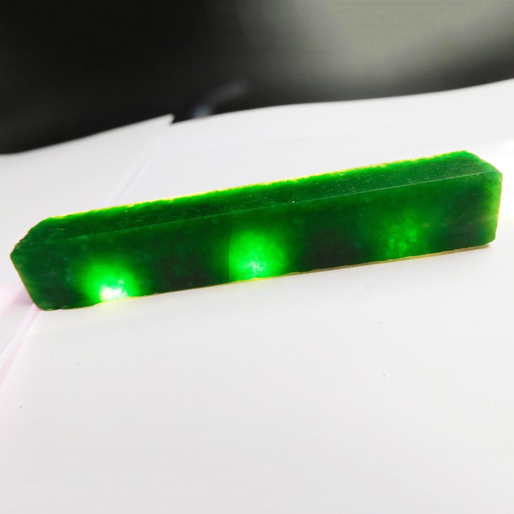 88.55 Ct Natural Green Emerald Rough Brilliant UnCut CERTIFIED Loose Gemstones