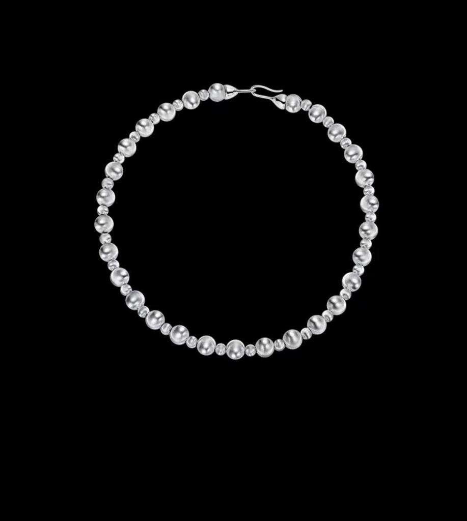 2024 Silver Brushed Ball Flower Carved Clavicle Necklace