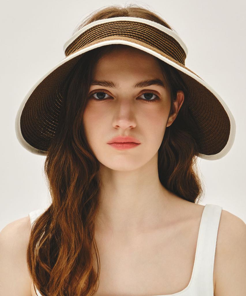Malittepeulangsowajeobeo Circle Logo Wide Sun Visor Ivory