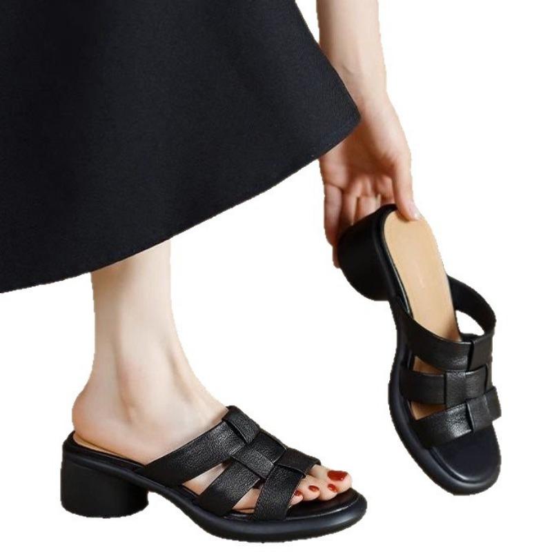 Neue Schuhe mit dicker Sohle für Damen, Vielseitige Oberbekleidung, Pantoletten mit mittlerem Absatz, Modische Freizeitsandalen mit Höhenabsatz