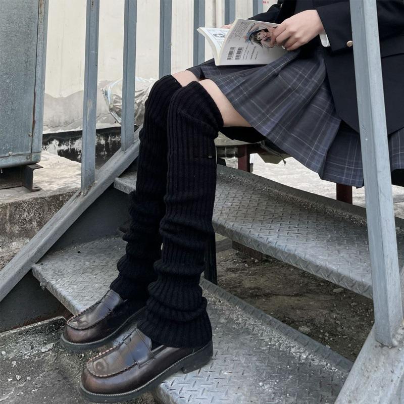 Source factory knitted socks cover white wool stacking socks women's summer jk knitted medium tube socks autumn and winter socks leg cover