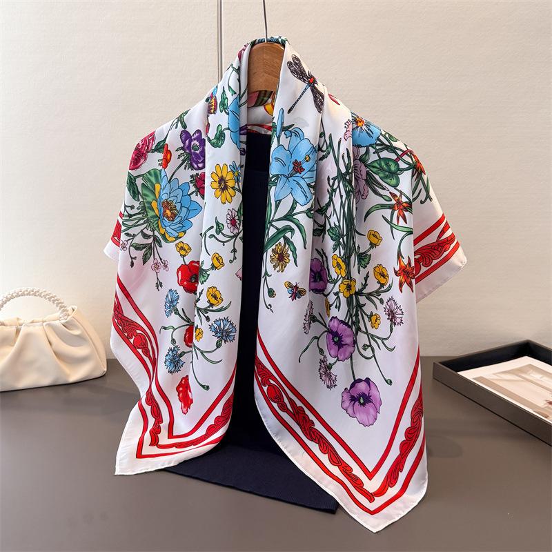 

Корейская версия свежий цветок атлас имитация шелка печать большой квадратный шарф шелковый шарф шаль головной платок шарф для защиты шеи декоративный шарф 90*90cm