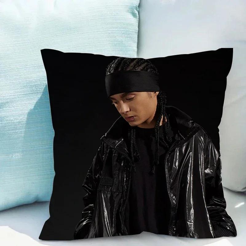 45x45 Poszewki na poduszki Tom Kaulitz Dwustronny nadruk Zestawy sof Pościel w rozmiarze Twin Ozdobne poduszki do salonu Poduszka