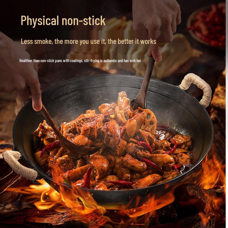 Royalstar Non-Coated Cast Iron Wok with Double Handles and Lid