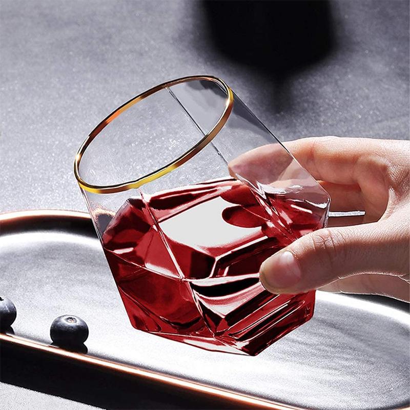 Evropský styl Šestihranná plastová šestihranná pro domácnost Průhledná sklenice na whisky Šestihranná sklenice na zahraniční víno