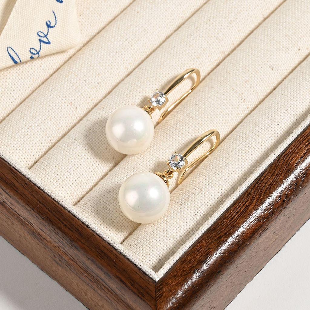925 Silver Freshwater Pearl Stud Earrings: European-American Style, Elegant Shi Family Design