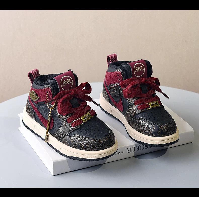 Boys' Winter 2025 Sun Wukong Black High-Top Fleece-Lined Cotton Shoes for Girls—Warm and Stylish Sports Shoes.