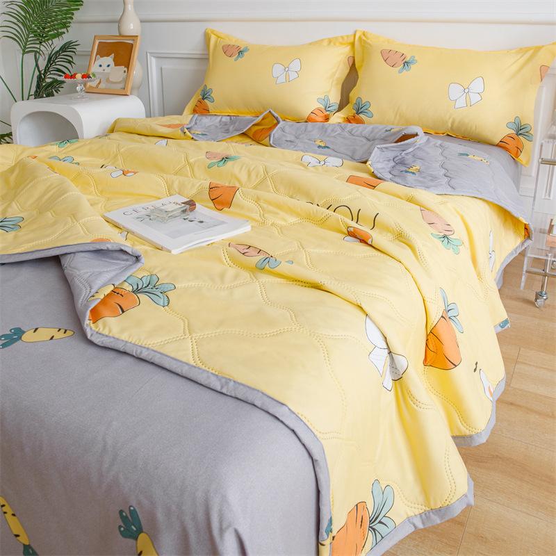 

Летнее кондиционированное одеяло Летнее свежее студенческое общежитие для одного/двух человек Летнее прохладное одеяло 100 * 150cm