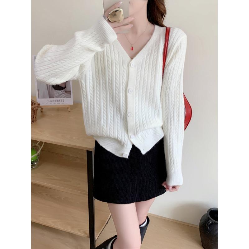 

Retro gentle wind twist knitted cardigan autumn and winter new V-neck soft waxy loose casual sweater jacket women average size
