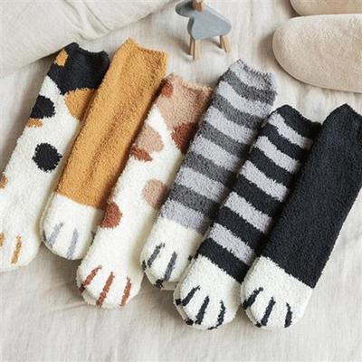 Cat Paw Floor Socks Cute Warm Winter Fuzzy Socks Thickened Stretchy Fluffy Slipper Socks for Home Bedroom Indoor Wear Sleeping