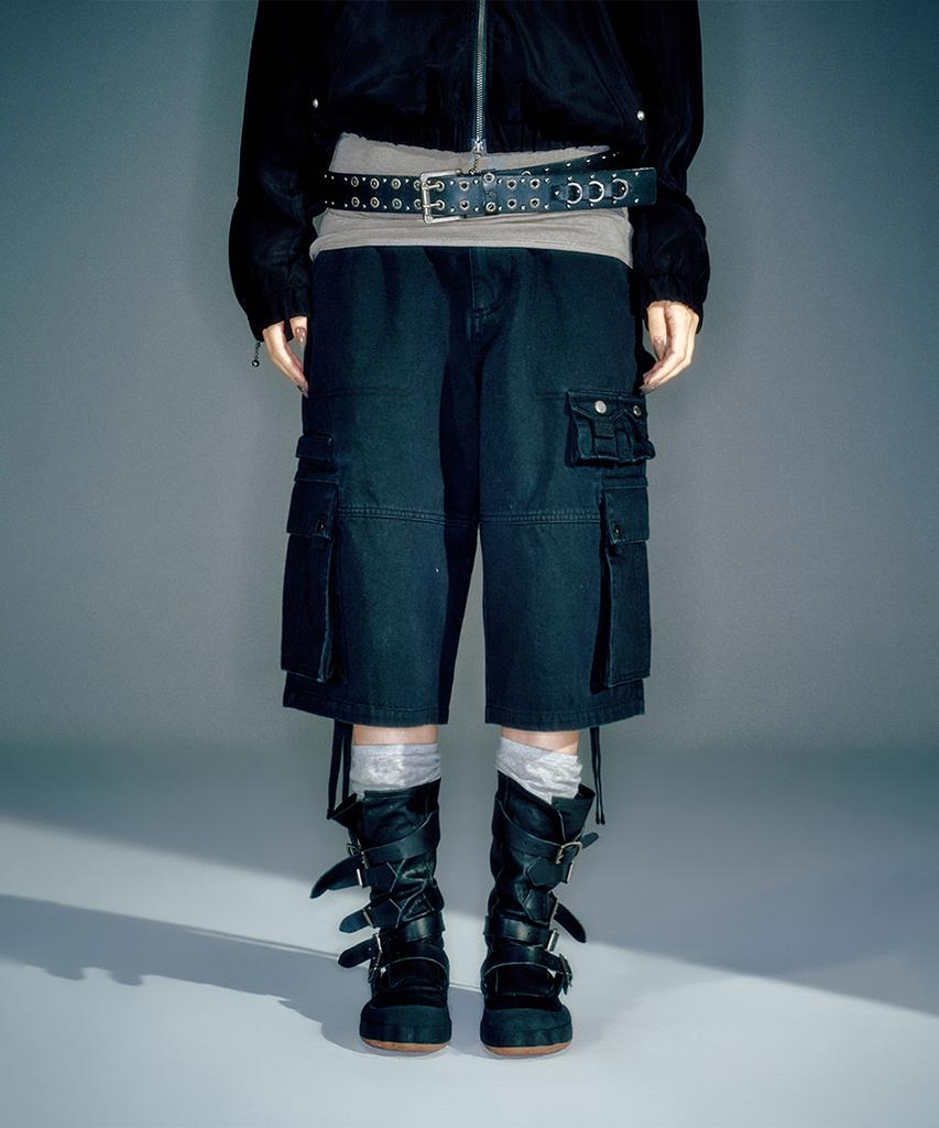 Beikeonteuakaibeu (Women) Tony Cargo Bermuda Pants Black