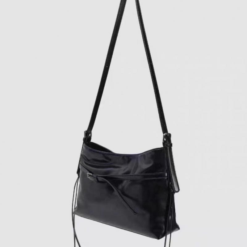 Fashion Commuter Tote Bag for Women, Large Capacity Shoulder Bag, Lightweight Durable Work Shopping Handbag