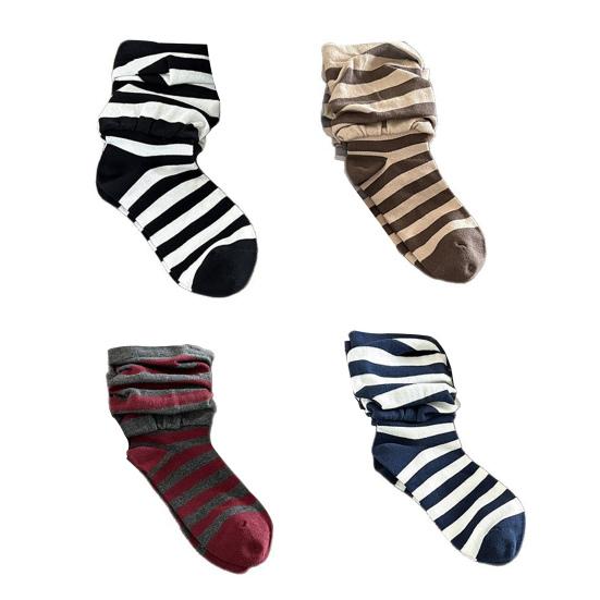 Falsche Doppellagensocken Damen Gestreifte Lässige Stiefelsocken Atmungsaktive Geraffte Slouchy Socken für Street Fashion Alltagsbesorgungen Sportbekleidung