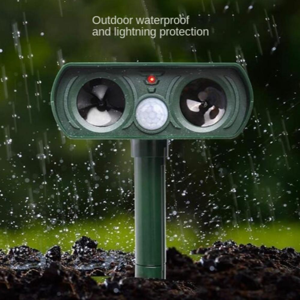 Solar Dog Cat Deterrent Waterproof Pest Repeller New Infrared Cat Repeller Outdoor
