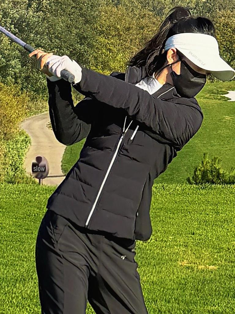 TASHI GOLF Women's Winter Warm Slimming Down Jacket & High Waist Fleece Pants Set