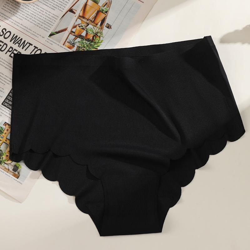 Women's Seamless Plus Size Ice Silk Triangle Briefs