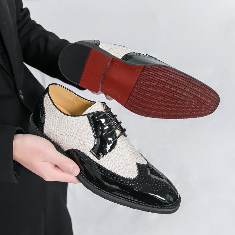 Men Brogues Wedding Dress Dance Shoes Black Brock Carved Leather Shoes Business Formal Shoes Tuxedo Prom Blazers Shoes Large Size