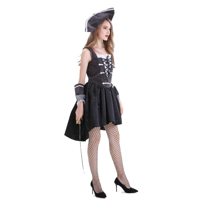 Ladies Halloween costume, cosplay plus size sexy female pirate costume