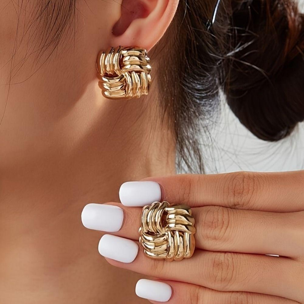 Vintage Ear Studs Zinc Zinc Alloy Twisted Earrings Trendy Wave Stud Earrings  Women